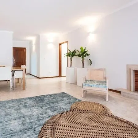 Elma - In The Heart Of The Old Town * Albufeira